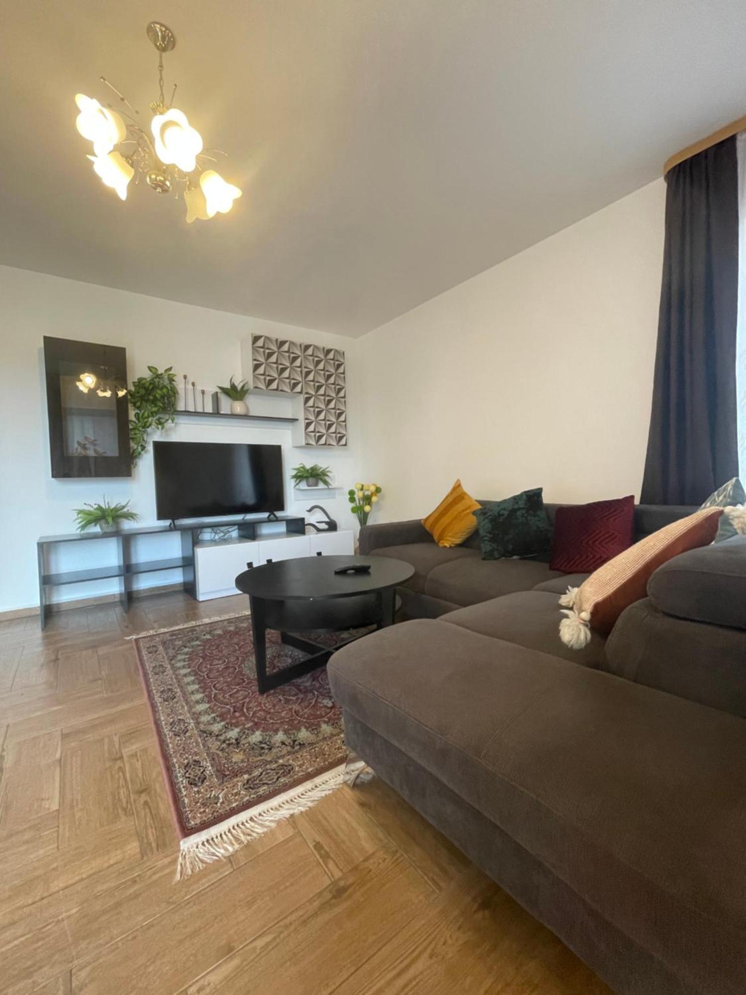 Timeea Home Sibiu Buitenkant foto